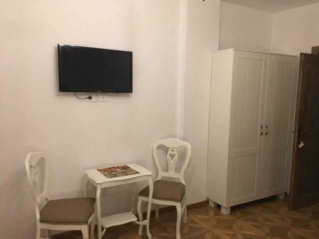 バイレ・トゥシュナド Casa Karola Haz Bed & Breakfast エクステリア 写真